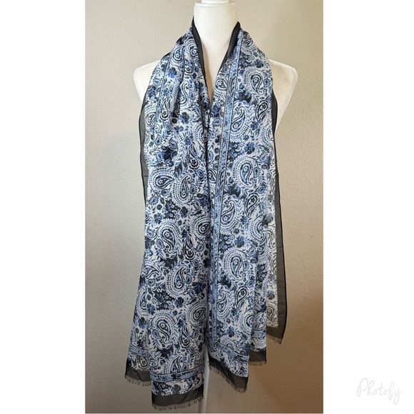 Talbots Blue White Paisley Silk Blend Oblong Scarf Lightweight Wrap - Picture 2 of 7